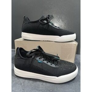 Vessi Weekend Sneaker Womens Size 6 Waterproof Shoes Asphalt Black White Casual